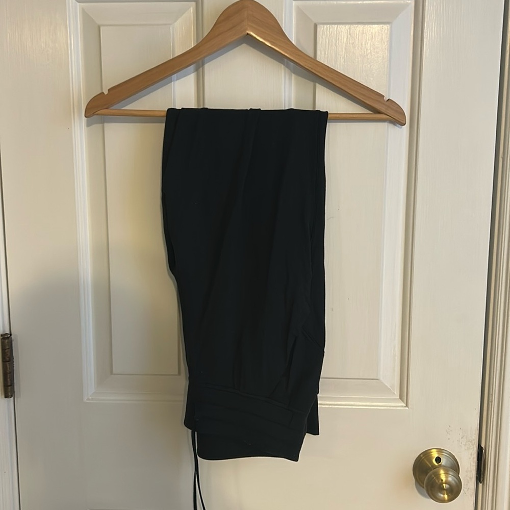 Black lululemon joggers, size 6.